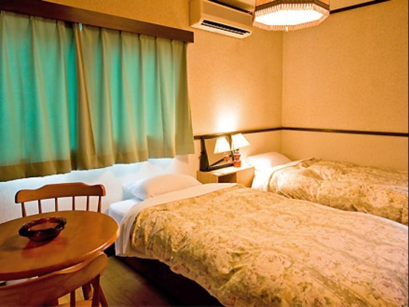 Pension Sumomo No Ki Oshino Εξωτερικό φωτογραφία